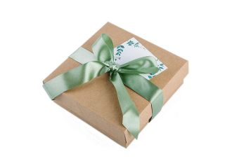 Hľadáte niečo skutočne osobné? Teraz si môžete vyskladať vlastnú darčekovú krabičku presne podľa vkusu obdarovaného! ☕...